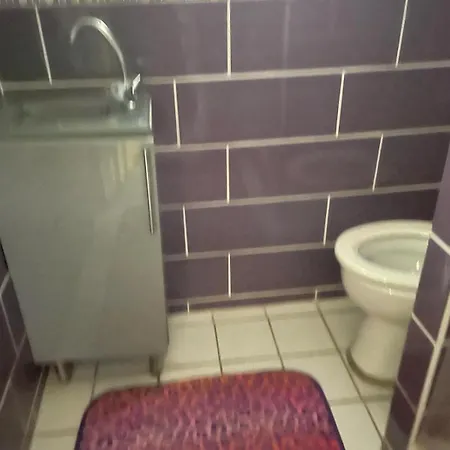 Entrée Indépendant, Sous Sol éclairé, Cuisine, Sdb Wc, Jardin Appartamento Belle-Église