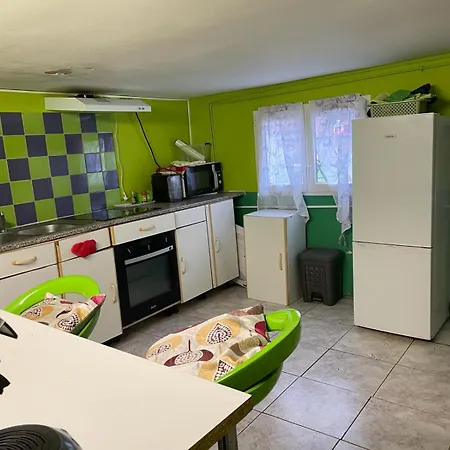 Entree Independant, Sous Sol Eclaire, Cuisine, Sdb Wc, Jardin Apartment Belle-Eglise