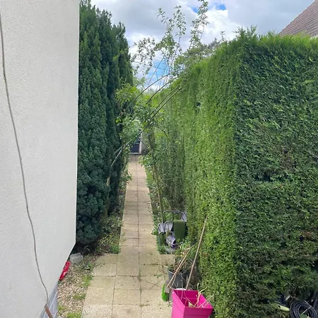 Apartment Entree Independant, Sous Sol Eclaire, Cuisine, Sdb Wc, Jardin Belle-Eglise